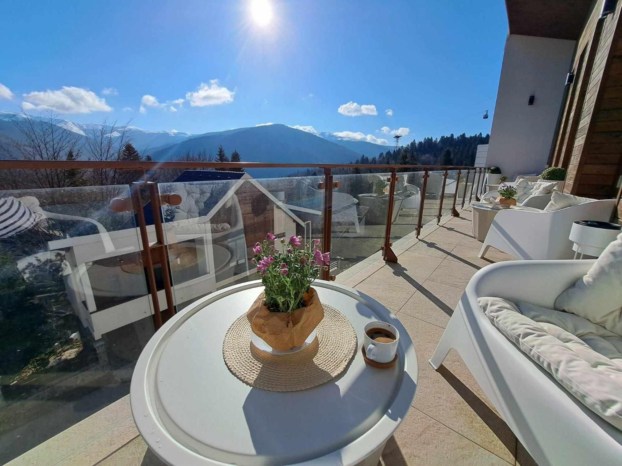 Ferienwohnung The Rock Sinaia Exterior foto